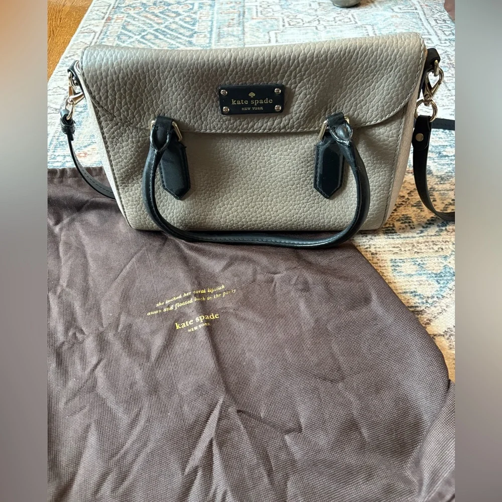 Kate Spade Grove Court Pebbled Leather bag
